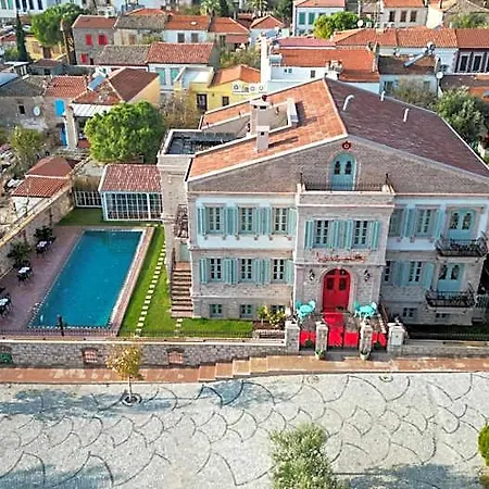 Naz Su Cunda Hotel