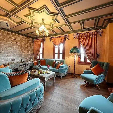 Naz Su Cunda Hotel 3*