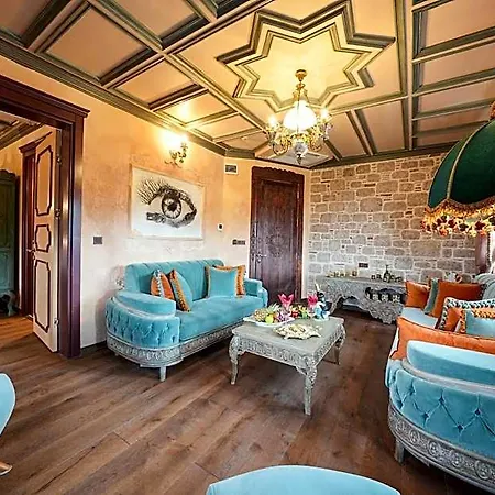 Naz Su Cunda Hotel 3*