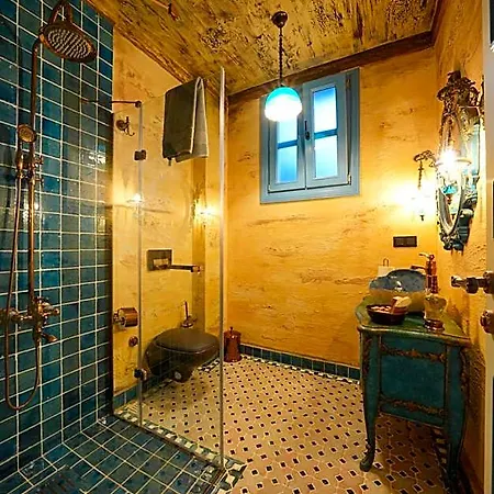 Hotel Naz Su Cunda